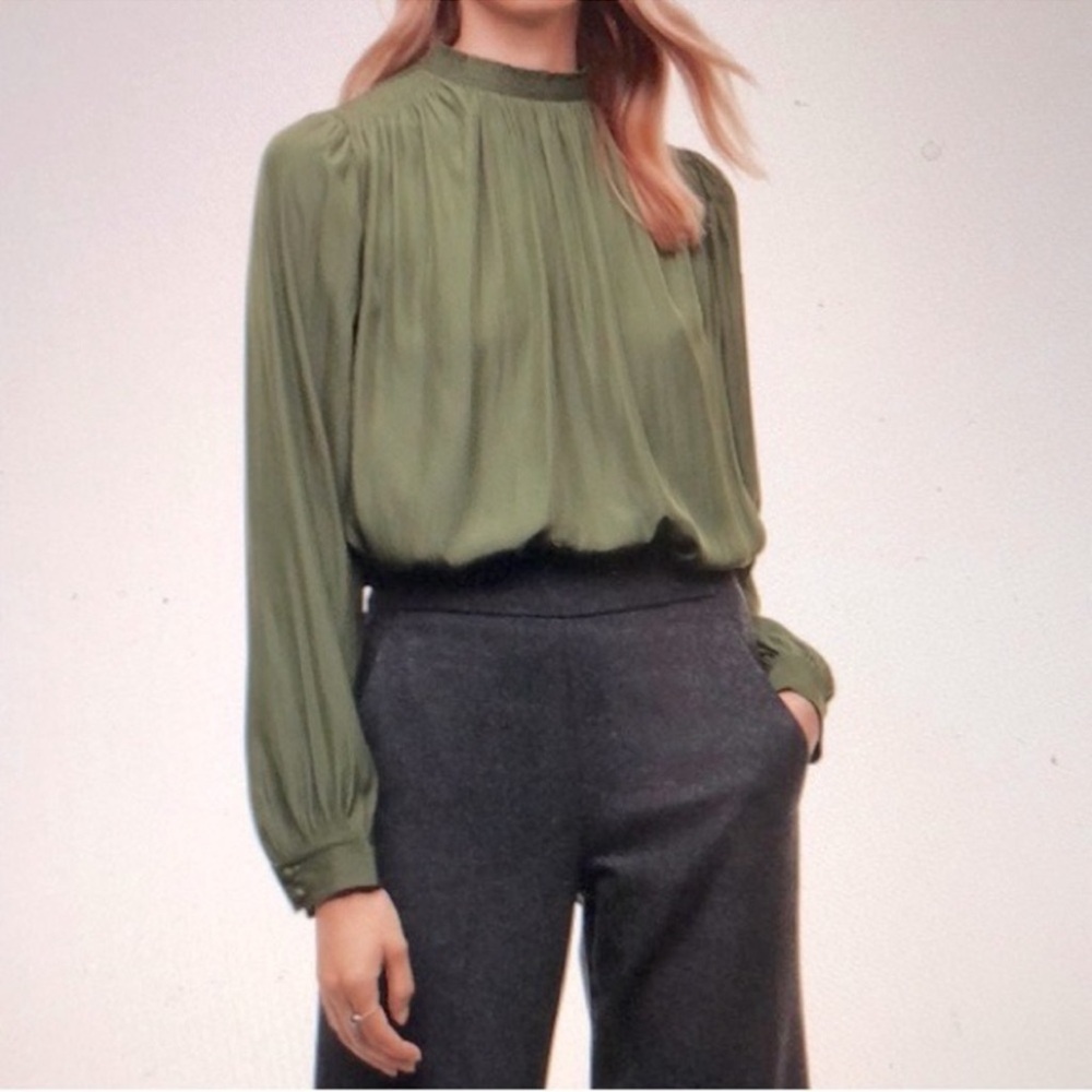 Aritzia Olive Green Long Sleeve Pleated Blouse
